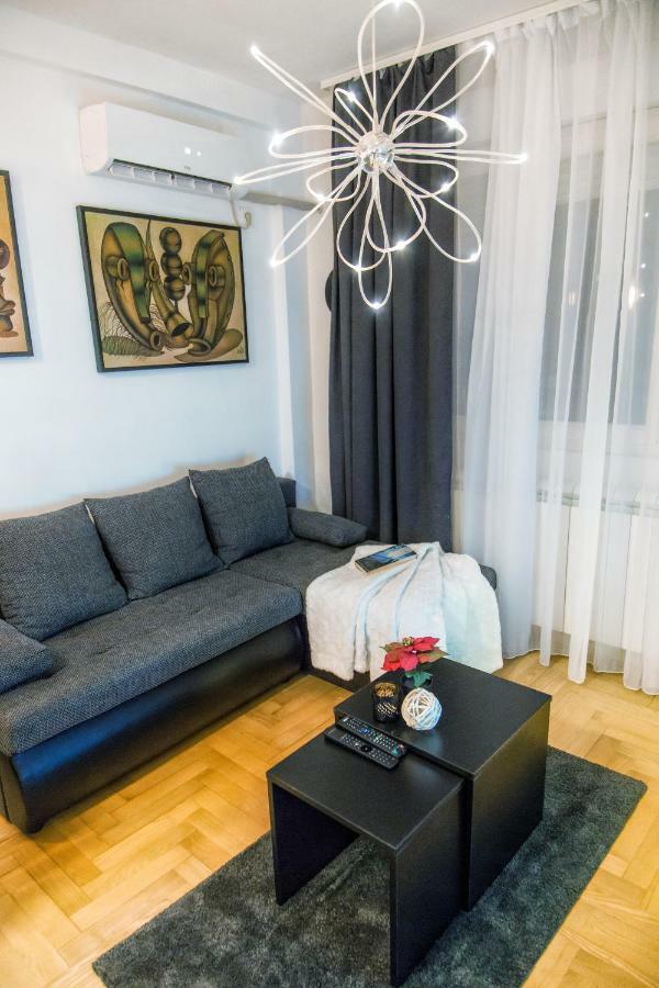 Africa Apartment Belgrado Exterior foto